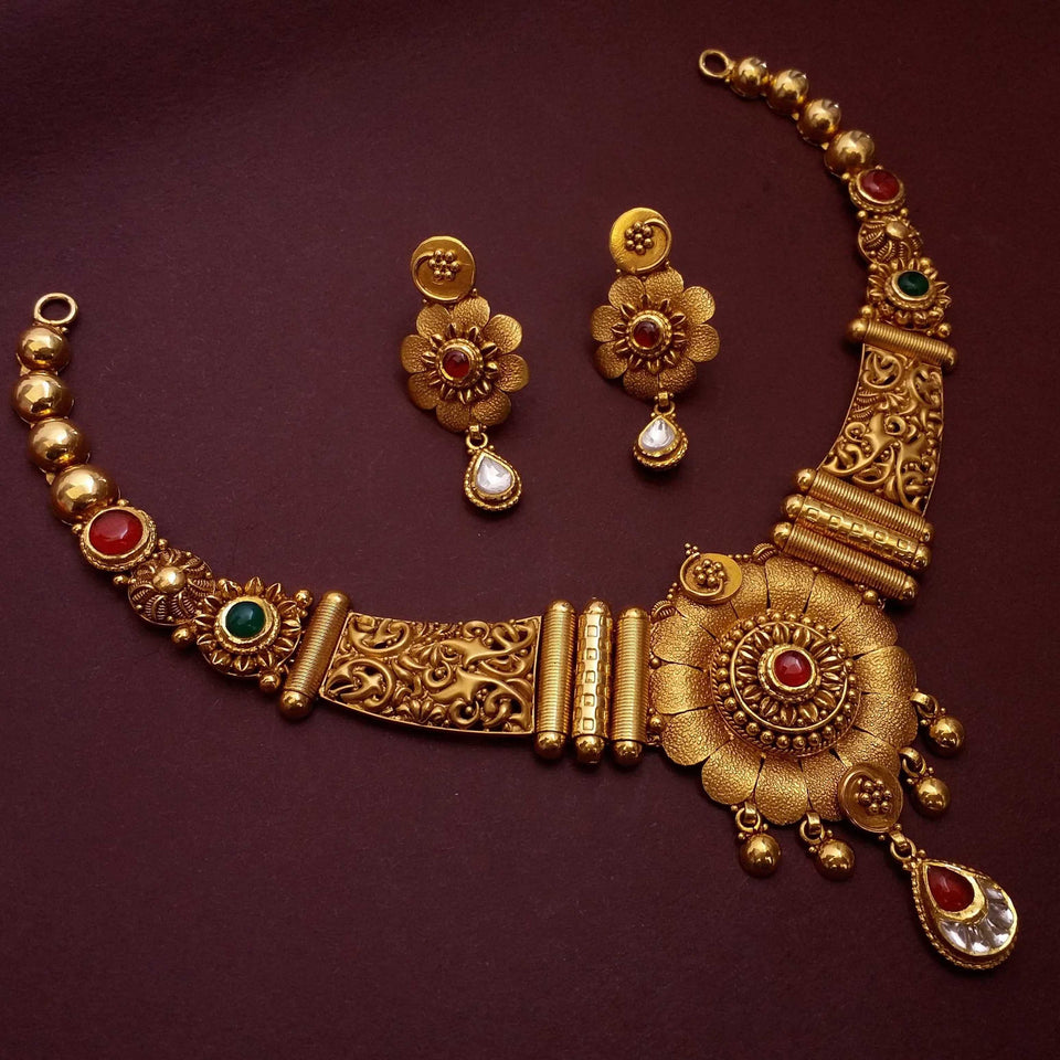 The Radiant Legacy: A Kundan & Diamond Symphony